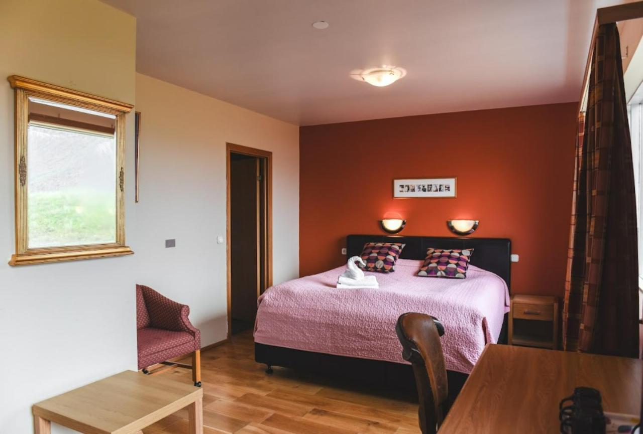 Hotel Latrabjarg Hnjotur Экстерьер фото