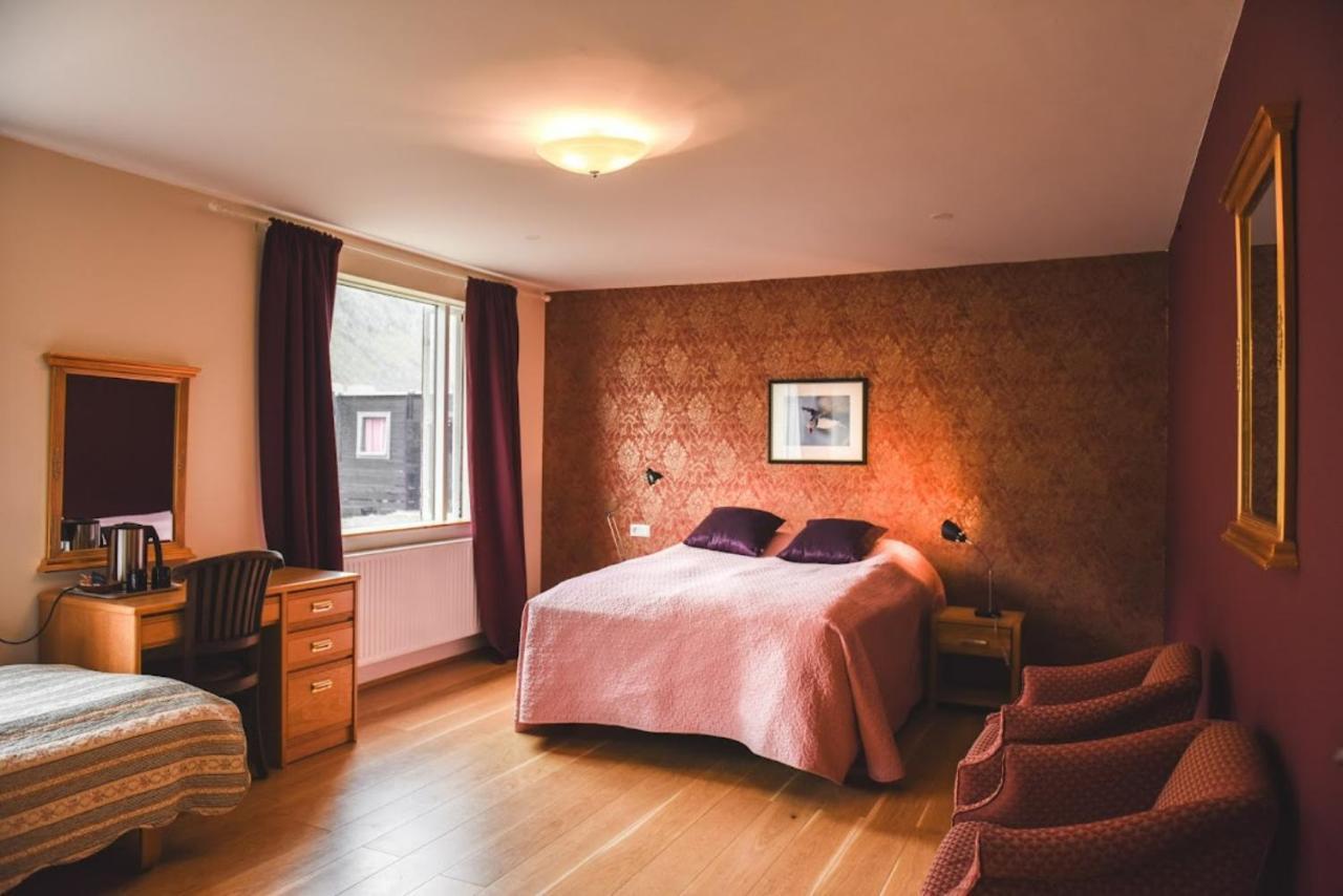 Hotel Latrabjarg Hnjotur Экстерьер фото