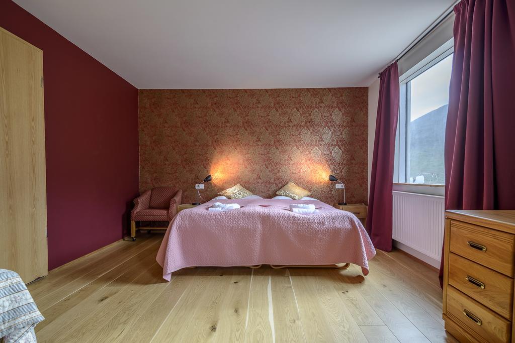 Hotel Latrabjarg Hnjotur Экстерьер фото