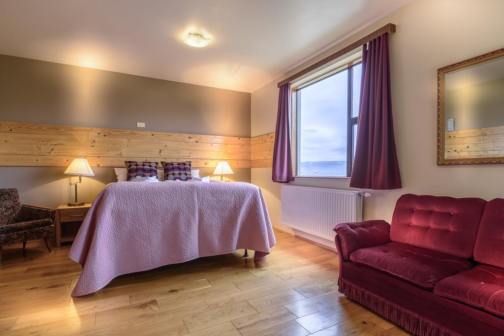Hotel Latrabjarg Hnjotur Экстерьер фото